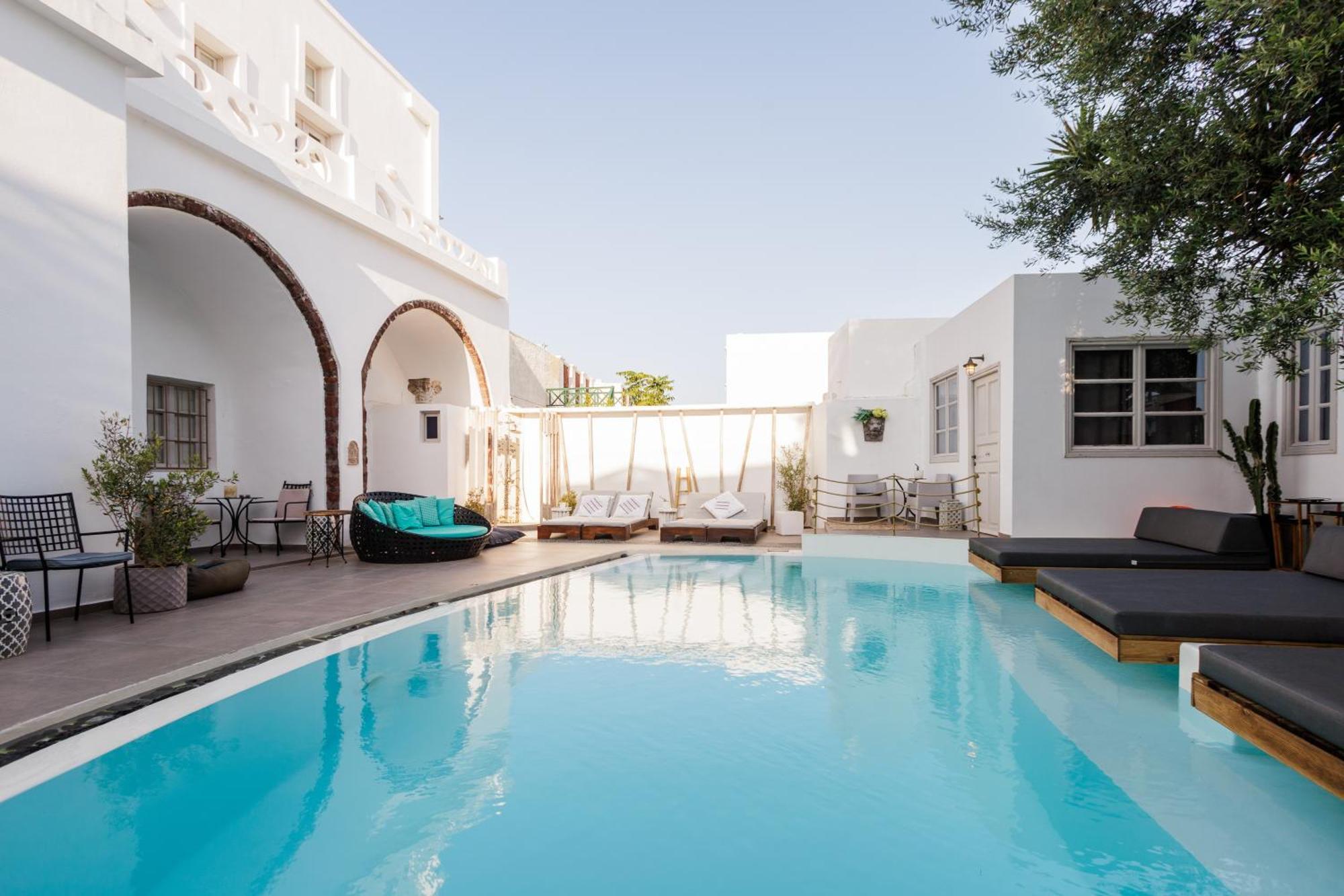 The Museum Project Oia Hotel Exterior photo