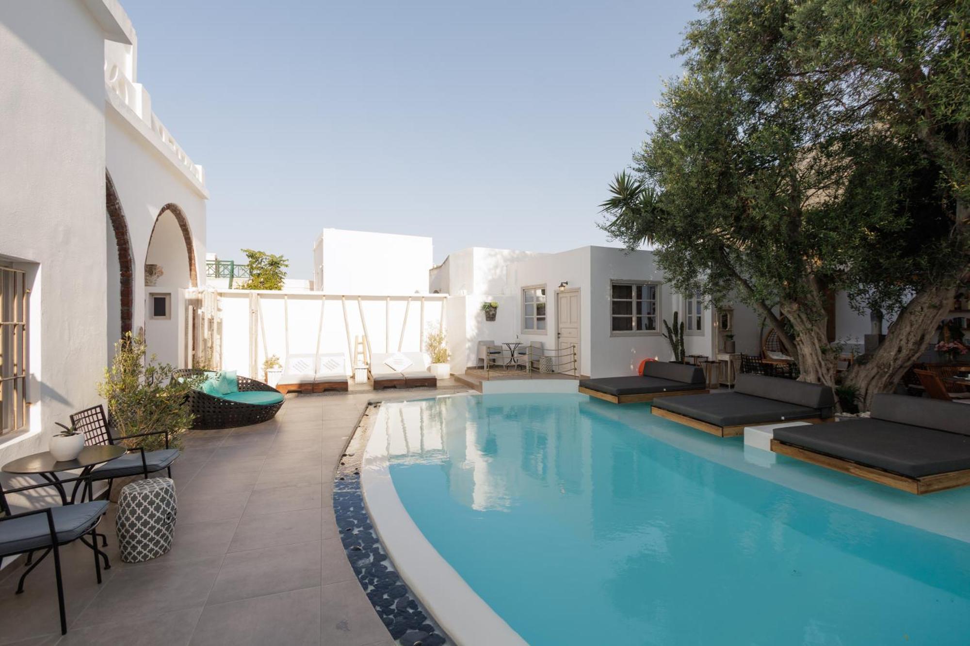 The Museum Project Oia Hotel Exterior photo