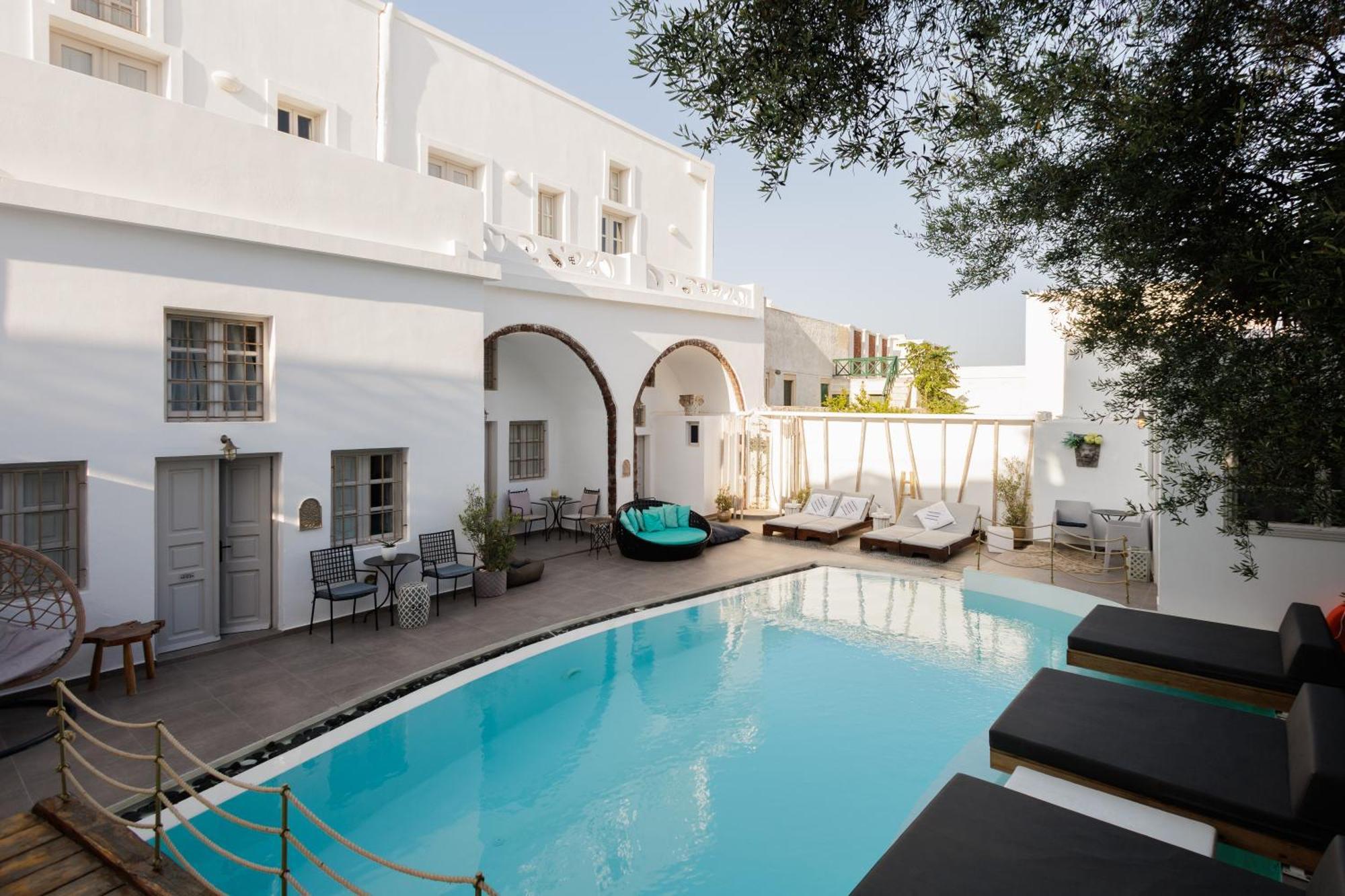 The Museum Project Oia Hotel Exterior photo