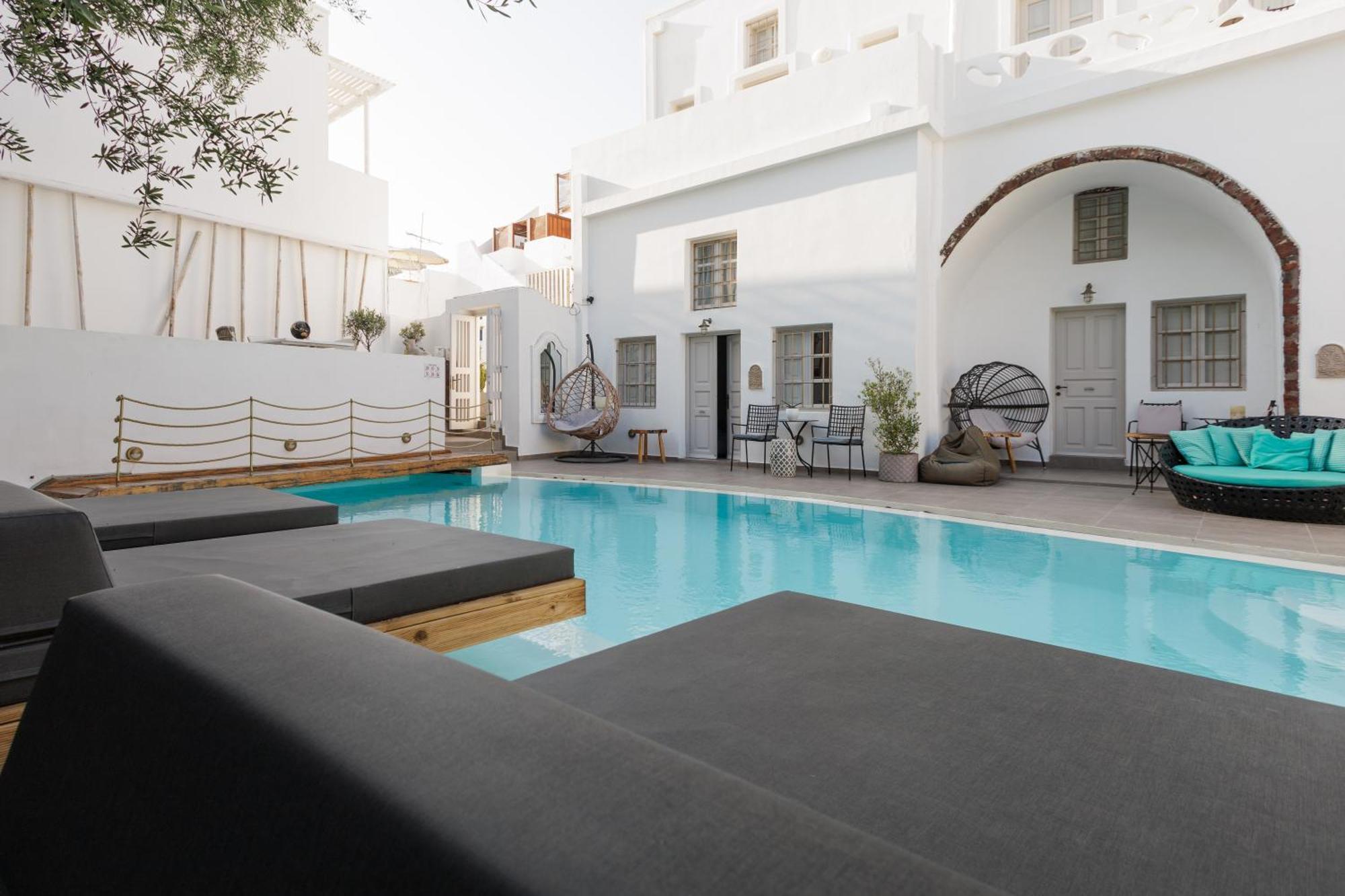 The Museum Project Oia Hotel Exterior photo