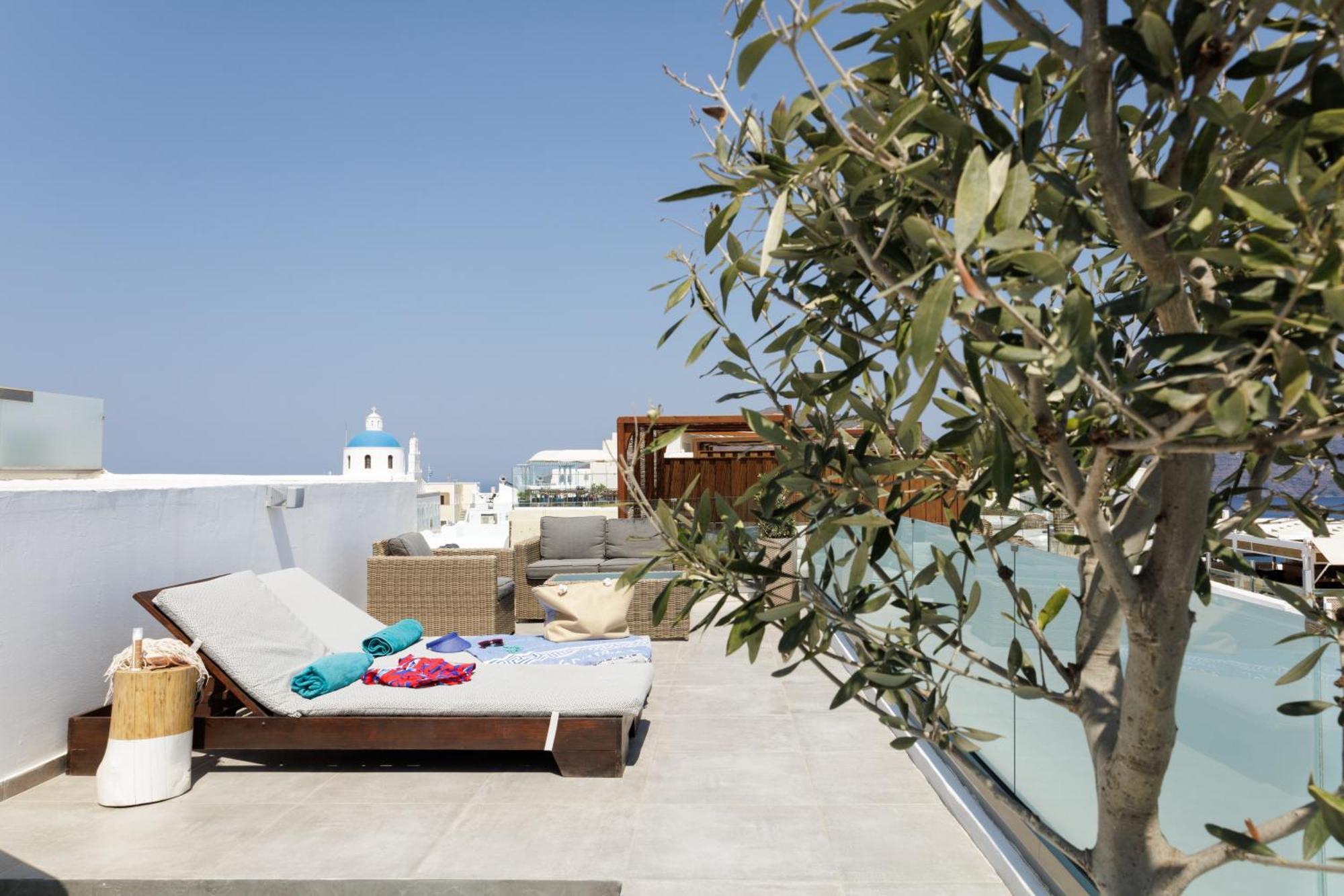 The Museum Project Oia Hotel Exterior photo
